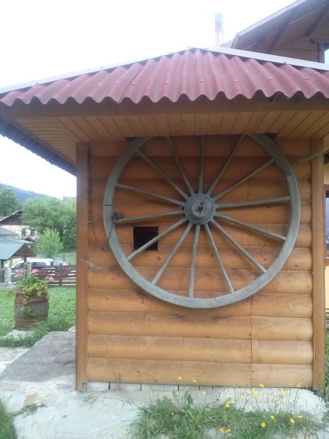Starovitska Hata - Ethno-Cottage Verkhovyna Dış mekan fotoğraf
